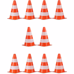 Che ci si trovi in palestra o all’aria aperta, questi coni si dimostreranno un valido aiuto in molti tipi di allenamento . Pe ...