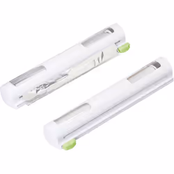 Con questo pratico set da 2dispenser con taglierina hai a disposizione un accessorio utile per tagliare la pellicola da cucin ...