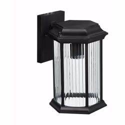 Con questa lampada da esterno dal look retrò potraiilluminare l'ingresso e le pareti della tua veranda o regalare una luced'a ...