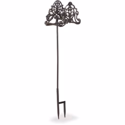Questo sostegno portatubo è un pratico aiuto per il tuo giardino. Il tubo dell'acqua si inserisce in maniera ordinata e senza ...