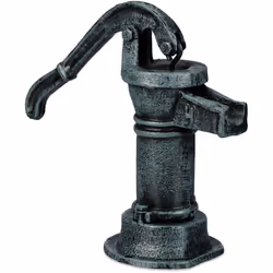 Con questa piccola pompa da giardino hai la possibilità di abbellire il tuo giardino con un elemento d'arredo dal design anti ...