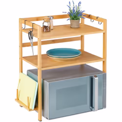 La mensola per microonde è la soluzione ideale per le cucine di piccole dimensioni, poiché consente di creare spazio aggiunti ...