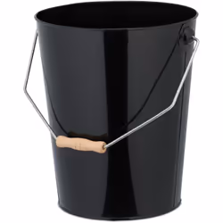 Il secchio per caminetto nero è l'aggiunta perfetta ai tuoi accessori per caminetto. Grazie alla sua generosa capacità, offre ...