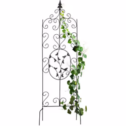 Questo traliccio per fiori non solo offre alle piante rampicanti il sostegno necessario per crescere, ma contribuisce anche a ...