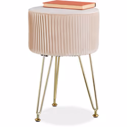 Questo elegante sgabello imbottito con rivestimento in velluto è un grande elemento di arredo per chi ama lo stile Art Decò e ...