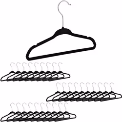 Queste grucce sono l'ideale per appendere i vestiti dei tuoi bambini. Dona un aspetto uniforme all’armadio della loro cameret ...