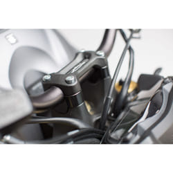 SW-Motech Bar riser - H=20 mm. Black. Suzuki GSX-S 1000/ F/ SK (15-)., nero