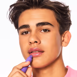 Essence Heart Core burrocacao Balsamo per labbra 06 Amazing Acai Unisex 3 g - Vista aggiuntiva 6