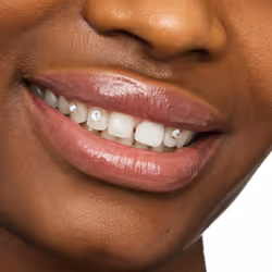 Essence The Super Peptide Glossy Lip Treatment lucidalabbra 10 ml 03 Toffeetastic! - Vista aggiuntiva 7