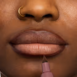 Essence line n' STAIN! TATTOO LIP LINER 2,5 g 03 Make A Mauve - Vista aggiuntiva 7