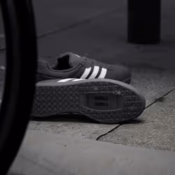 Adidas IE3238_660 scarpa da ciclismo - Vista aggiuntiva 4
