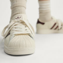 Adidas KJ4692_560 scarpa sportiva Bianco