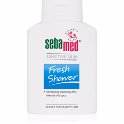 Idrata e rinfresca la pelle e la mente durante il lavaggio! Il gel doccia rinfrescante Sebamed Wash deterge efficacemente e c ...
