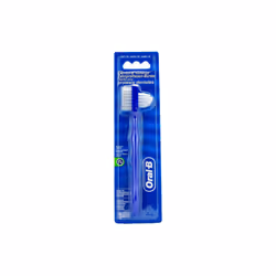 OralB spazzolino per dentiere dotato di setole per la pulizia della dentiera.