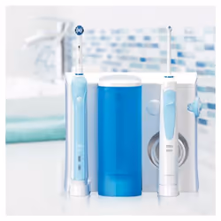 Oral-B WaterJet Sistema Pulente Idropulsore + Spazzolino Elettrico Ricaricabile PRO 700 Con 4 Testine E 2 Testine Di Ricambio Per Spazzolino - Vista aggiuntiva 6