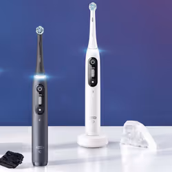 Oral-B iO 4210201363026 spazzolino elettrico Adulto Spazzolino rotante Nero - Vista aggiuntiva 4
