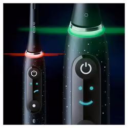 Oral-B iO Series 10 Adulto Spazzolino rotante-oscillante Nero - Vista aggiuntiva 4