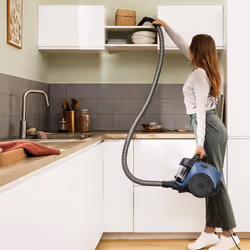 Bosch Serie 2 BGC05LBU2 aspirapolvere a traino 1,5 L A cilindro Secco 700 W Senza sacchetto - Vista aggiuntiva 4