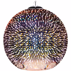 Lampada a sospensione tonda in vetro. Illumina ogni stanza con questo splendido lampadario. Realizzato in vetro di altissima ...