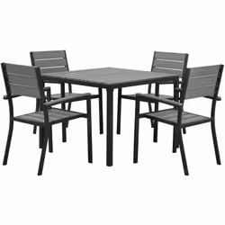 Set da esterno con tavolo e 4 sedie in alluminio. Questo set da pranzo da giardino è l'opzione perfetta per arredare ogni spa ...
