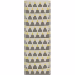 Tappeto moderno con forme geometriche. Dona un tocco di classe a ogni spazio esterno con questo tappeto. Realizzato a partire ...