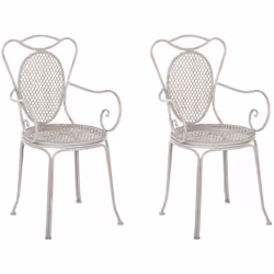 Set di due sedie da esterno dal design vintage. Questo set di sedie da bistrò in ferro è perfetto per un piccolo balcone o un ...