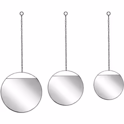 Moderno set di 3 specchi da parete con catenella. Completa i tuoi interni con questo set di tre specchi da parete rotondi di ...