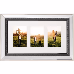 Cornice portafoto. Esibisci i tuoi ricordi preferiti in questa elegante cornice ad effetto specchiato color rame. Puoi inseri ...