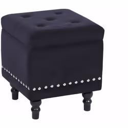 Poggiapiedi trapuntato con vano contenitore. Questo pouf dal design classico è la scelta perfetta per il salotto, la camera d ...