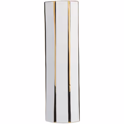 Vaso alto con base squadrata. Vaso alto con base esagonale, un bellissimo accessorio decorativo . Si adatta a molti stili di  ...