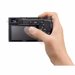 Sony α Alpha 6100 Kit Fotocamera Digitale Mirrorless con Obiettivo Intercambiabile SELP 16-50mm, Sensore APS-C, Video 4K, Real Time Eye AF, Real Time Tracking, ILCE6100AB + SELP16502B, Nero - Vista aggiuntiva 6