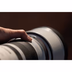 Canon RF 100-300mm F2.8 L IS USM MILC Teleobiettivo zoom Bianco - Vista aggiuntiva 7