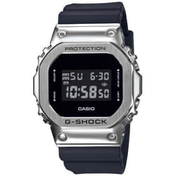Casio GM-5600-1ER orologio Orologio da polso Acciaio inox