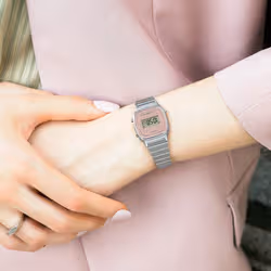Casio Standard LA670WEA-4A2 orologio Orologio da polso Femmina Quarzo Acciaio inox, Rosa Acciaio inox - Vista aggiuntiva 2