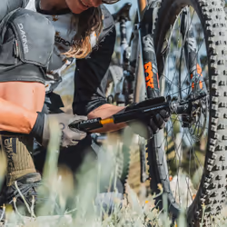 Lezyne Grip Drive HV Nero Pompa ad aria manuale