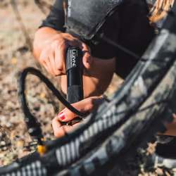 Lezyne CNC Tubeless Drive Nero Pompa ad aria manuale - Vista aggiuntiva 6