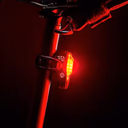 Lezyne 1-LED-35R-V304 Illuminazione posteriore 150 lm - Vista aggiuntiva 3