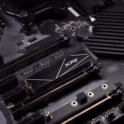 XPG GAMMIX S70 Blade 4 TB M.2 PCI Express 4.0 NVMe 3D NAND - Vista aggiuntiva 6