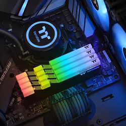 Thermaltake Toughram RGB memoria 16 GB 2 x 8 GB DDR4 4000 MHz - Vista aggiuntiva 5
