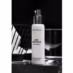 MÁDARA Cosmetics Time Miracle Age Defence Day Cream Crema da giorno Decollete, Viso, Collo 50 ml - Vista aggiuntiva 4