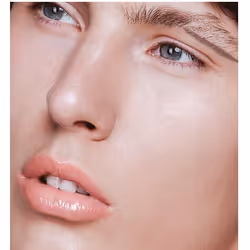 MÁDARA Cosmetics Glossy Venom lucidalabbra 4 ml 74 Nude Coral - Vista aggiuntiva 4