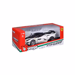 BBURAGO Ferrari FXX-K EVO 1:18 weiss Modello supercar Preassemblato