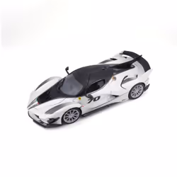 BBURAGO Ferrari FXX-K EVO 1:18 weiss Modello supercar Preassemblato - Vista aggiuntiva 6