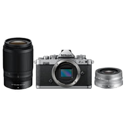 Nikon Z fc + 16-50 VR + 50-250 VR-kit MILC 20,9 MP CMOS 5568 x 3712 Pixel Nero, Argento