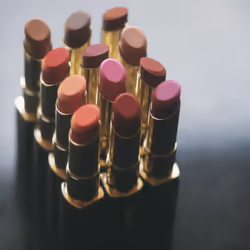 Sensai Lasting Plump Lipstick (refill) LP05 Light Coral 3.8g - Vista aggiuntiva 4