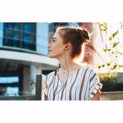 JVC HA-FR17UC Cuffie Cablato In-ear Musica e Chiamate USB tipo-C Rosa - Vista aggiuntiva 4