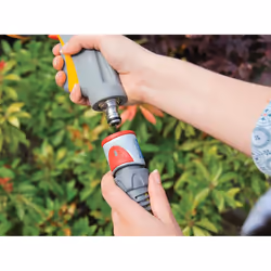 Hozelock 2045 raccordo e adattatore per tubo Connettore per pistola/ irrigatore Metallo, PVC Grigio, Rosso 1 pz