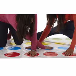 Hasbro Gaming Twister, gioco in scatola, dai 6 anni in su, per 2 o più giocatori - Vista aggiuntiva 4