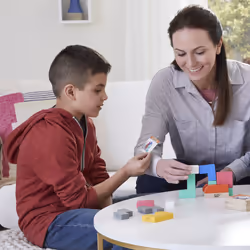 Hasbro Gaming Jenga Maker (gioco in scatola, Gaming), per famiglie e bambini, dagli 8 anni in su, per 2-6 giocatori - Vista aggiuntiva 5