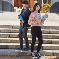 Nerf Elite 2.0 Loadout Triplo Pack: Fucile a pompa, 2 pistolee 14 proiettili - Vista aggiuntiva 5